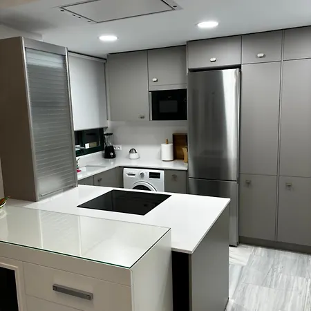 Apartmán Apartamento Bajondillo Playa Y Piscina *