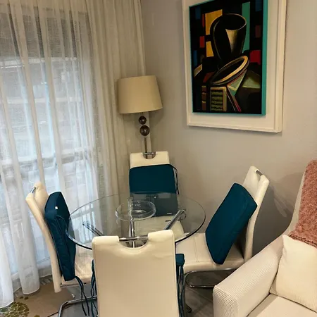 Apartamento Bajondillo Playa Y Piscina Daire Torremolinos